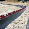 碎石場(chǎng)、石料傳送機(jī)、長(zhǎng)距離拐彎皮帶輸送機(jī)